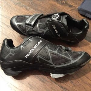 Cycle shoes ~ make an offer!